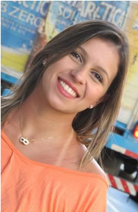 Andréia Camargo Vasconcelos, aniversariante do dia 12