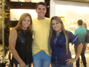 Com as queridas Sônia Sampaio e Keila Miranda durante o lançamenton da nova coleção da Jorge Bischoff em Uberlândia
