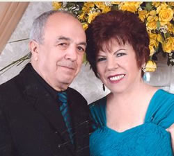 Wilma Rodrigues Costa, aniversariante do dia 2, Na foto, com seu esposo Nivaldo