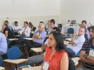 A reunião aconteceu em Araguari e teve a presença dos novos conselheiros do Comitê,  bem como de representantes dos vários segmentos relacionados à gestão e utilização dos recursos hídricos.