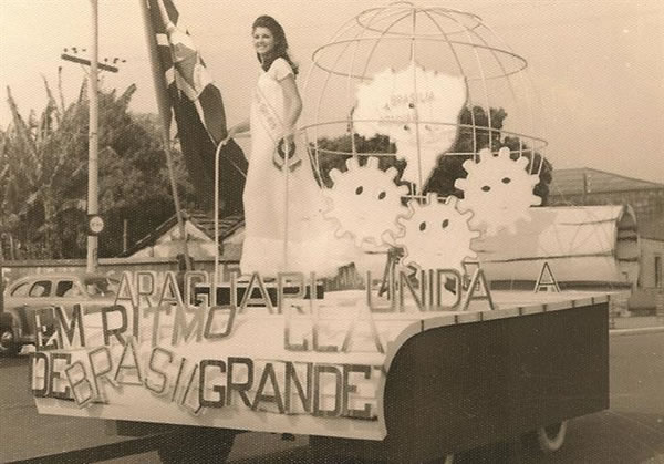 Marilúcia Malaquias, aos 19 anos, eleita Miss Minas  Gerais em junho de 1970. Arquivo Público dr. Calil Porto