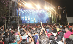 Milhares de pessoas assistiram aos shows do Carnaval 2014. Foto: Enivaldo Silva