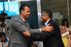 O superintendente local da Infraero, Sérgio Kennedy, anunciou a liberação do ILS no aeroporto de Uberlândia. Foto: Beto Oliveira/SECOM/PMU