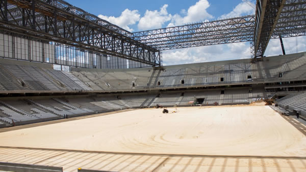 Ameaçada, obra na Arena da Baixada recebeu aditivo de R$ 105 milhões de governos estadual e federal. Foto: Divulgação