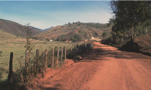 Projeto “Caminhos de Minas” prevê a pavimentação de mais de 7.700km de rodovias. Foto: Divulgação