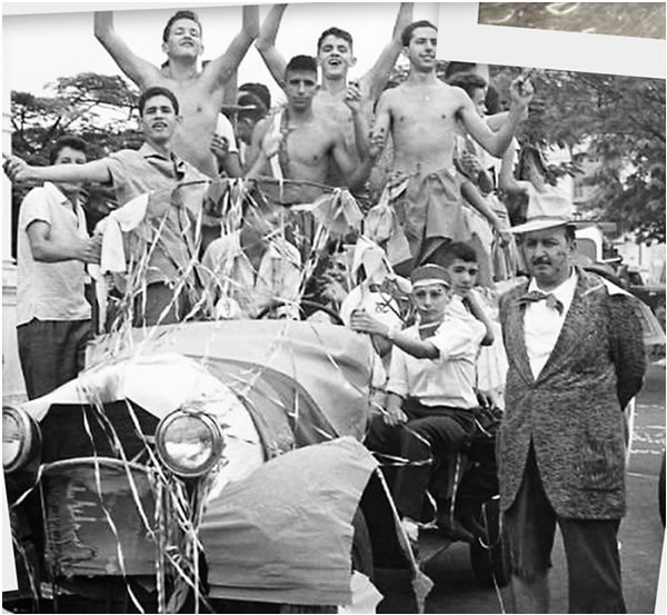 Foto do carnaval de Uberabinha/Uberlândia. Fonte: Arquivo Público Municipal