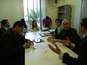 Representantes do Legislativo, Executivo e da Santa Casa participaram da audiência pública. Foto: Gazeta do Triângulo 