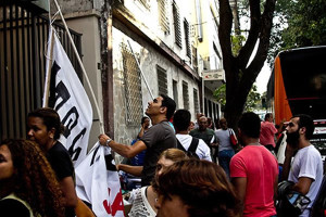 Os trabalhadores protestaram desde o dia 2, na Superintendência em Belo Horizonte. Foto: SindUTE
