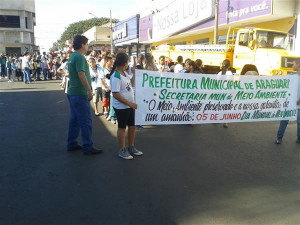 Praça Getúlio Vargas foi o ponto de partida para o trajeto da caminhada. Foto: Gazeta do Triângulo