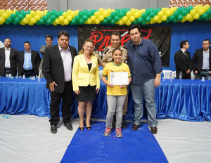 Cerimônia de formatura aconteceu com a presença de autoridades do Executivo e Legislativo. Foto: Gazeta do Triângulo