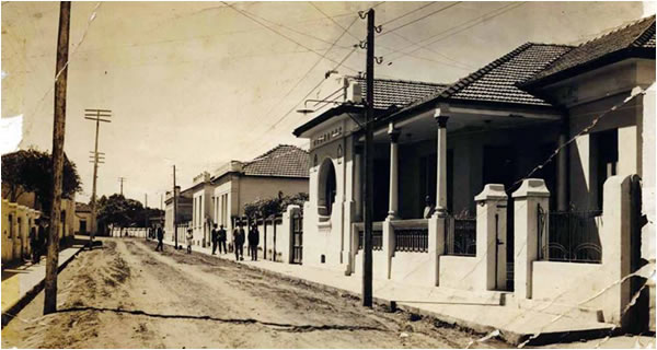 Rua Bernardo Guimarães, Uberabinha, década de 1920. Foto divulgação