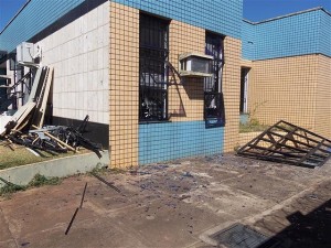 O local ficou totalmente destruido. Foto: Gazeta do Triângulo