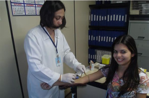 Mel Soares, uma das integrantes da equipe de jornalistas da Gazeta aderiu à campanha. Foto: Gazeta do Triângulo