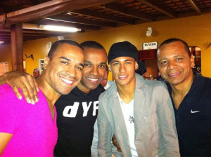 Clube dos irmãos Alexandre e Fernando Pires tem respaldo de grandes nomes do futebol. Foto: Divulgação