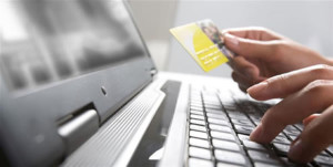 Com a proximidade do Dia dos Pais, Procon informa consumidores sobre cuidados relacionados à compras on line. Foto: Reprodução/Internet