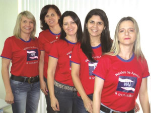 Equipe do NAI - Núcleo de Apoio de Inclusão, composta por gestora,  psicóloga, pedagoga e psicopedagoga. Foto: Gazeta do Triângulo
