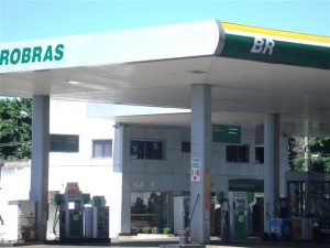 Ataque ao estabelecimento aconteceu em plena tarde. Foto: Gazeta do Triângulo