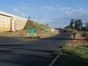 À margem da insegurança e do perigo no trânsito, os moradores anseiam há mais de um ano por uma atenção maior por parte do órgão federal. Foto: Divulgação