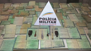 Diversos materiais foram apreendidos pelos militares. Foto: Facebook/Rádio Planalto