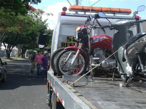 Motocicletas foram apreendidas em poucos minutos após início da blitz. Foto: Gazeta do Triângulo