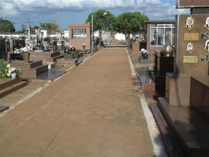 Cemitério Bom Jesus recebe o maior número de visitantes. Foto: Gazeta do Triângulo