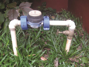 Em Araguari, 1.200 imóveis não possuem o equipamento, o que interfere no custo de produção de água. Foto: Divulgação