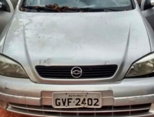 Veículo foi tomado por criminosos. Foto: Divulgação