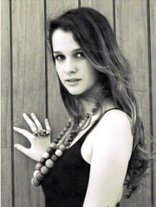 Rafaella Melo  (19/11)