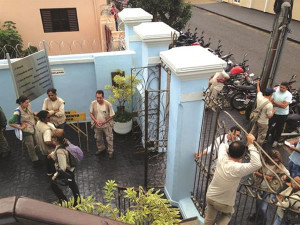 Os agentes marcaram presença na sessão da Câmara Municipal. Foto: Divulgação