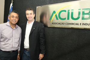 Prefeito Gilmar Machado e o presidente da Aciub, Fábio Pergher. Foto: Daniel Nunes