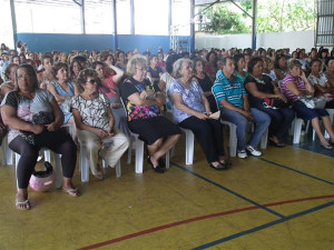 Mais de 400 alunas receberam a certificação. Foto: Gazeta do Triângulo