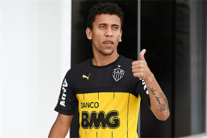 Marcos foi eleito o melhor lateral direito do país em 2014. Foto: Divulgação