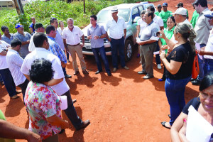 Representantes de empresas reivindicam retorno das obras, ressaltando os problemas enfrentados diariamente. Foto: Gazeta do Triângulo