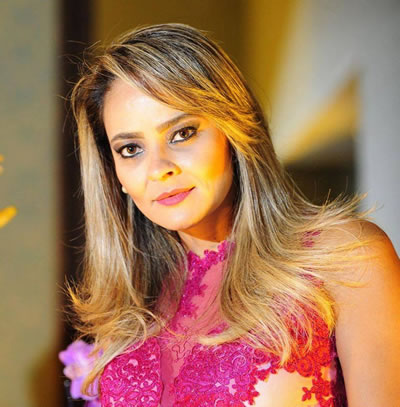 A colunista e amiga Raquel Costa