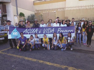 Equipe da secretaria de Meio Ambiente junto a seus parceiros.Foto: Divulgação