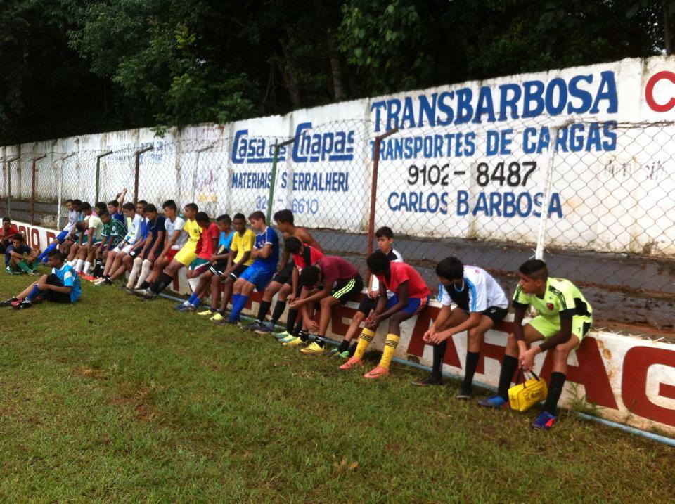 Jovens se reúnem em busca de um sonho em Araguari 