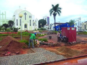 O espaço será todo recoberto com pedras portuguesas.Foto: PMA