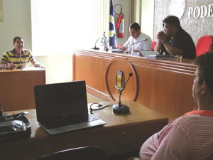 O plenário da Câmara Municipal foi o local escolhido pela Comissão Legislativa de Inquérito para colher os depoimentos de envolvidos no caso. Foto: Gazeta do Triângulo