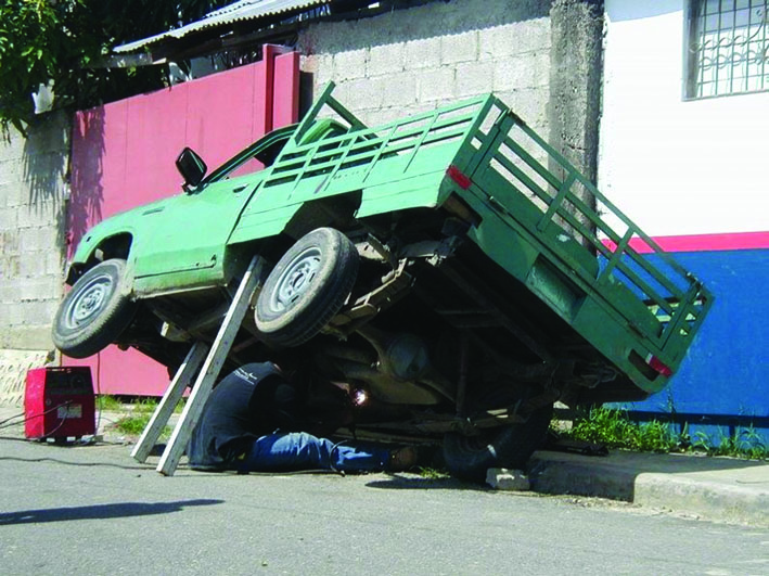 Iniciativa combate riscos dentro do ambiente de trabalho