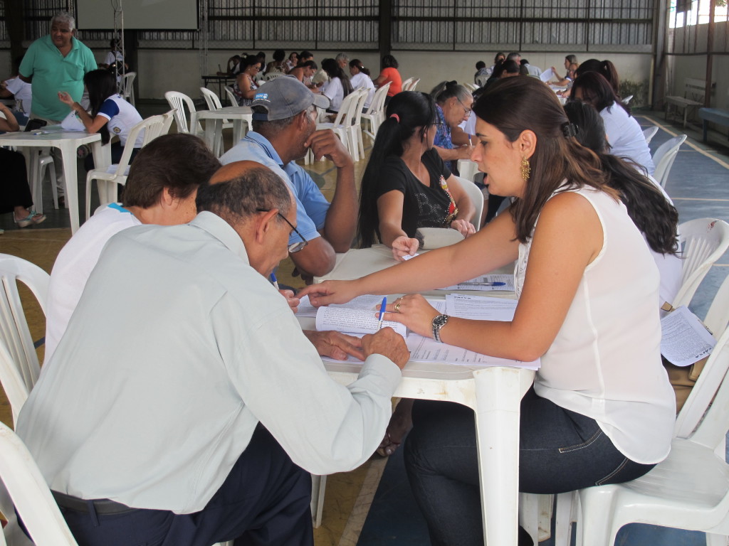 Assinatura do contrato aconteceu nesta quarta-feira
