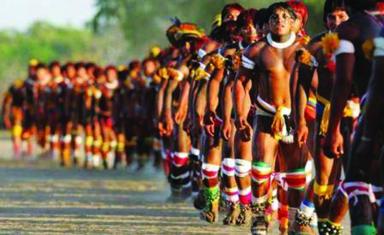 A programação conta com a chegada de dez índios da etnia Xavante