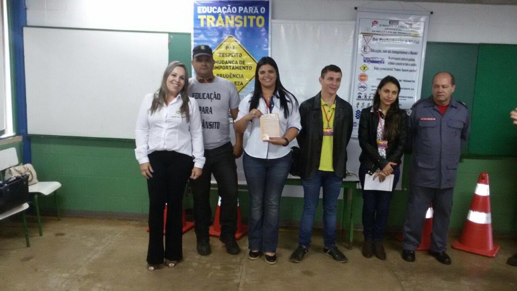 Equipe do Departamento de Educação para o Trânsito relata experiências no trânsito
