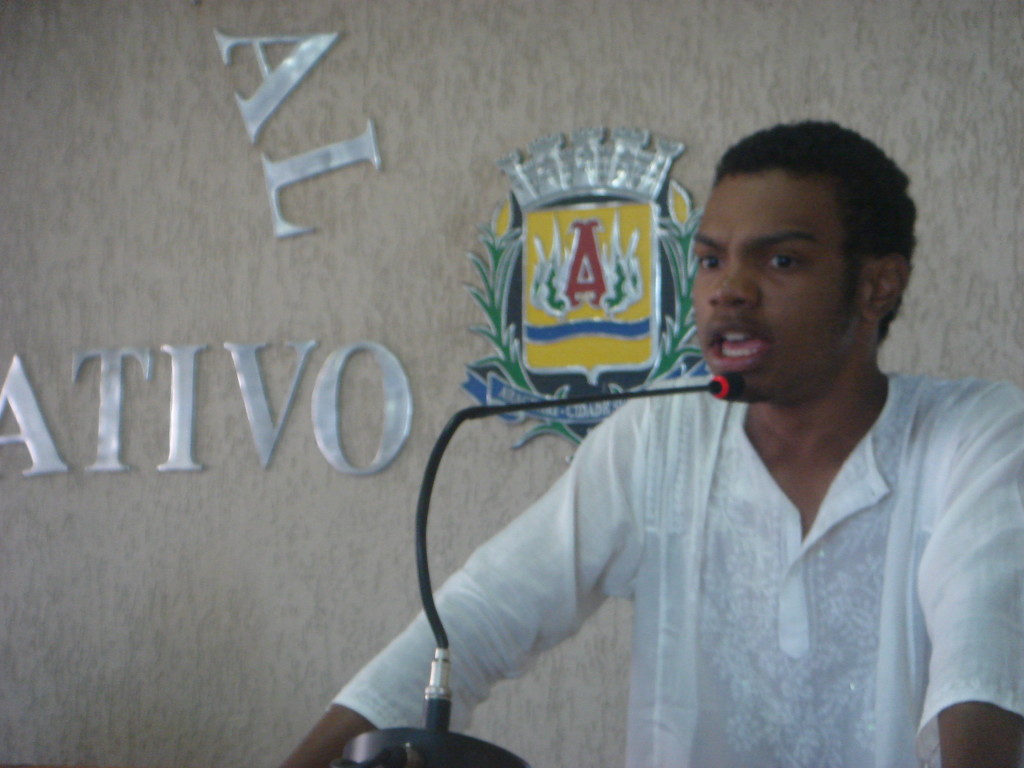 Fernando Holiday, coordenador do MBL, ressaltou a defesa dos interesses dos brasileiros, independente de classe social ou etnia