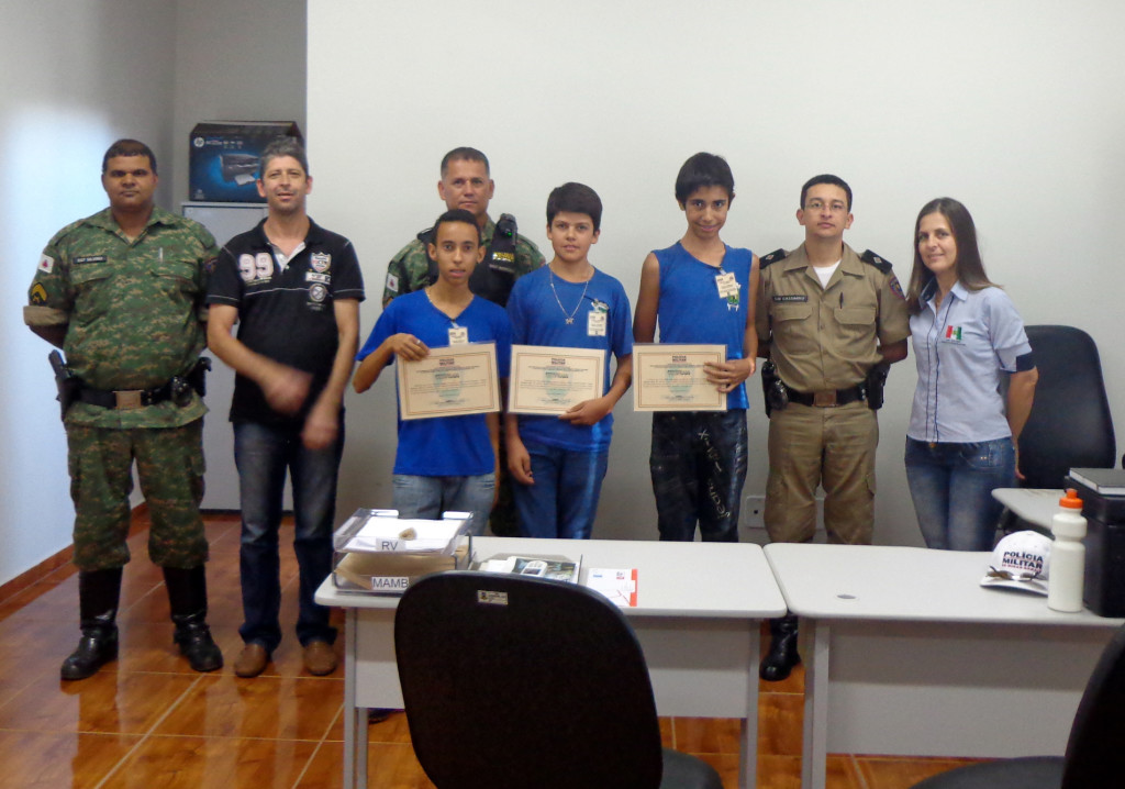 Os alunos que participaram do EcoAção foram: Breno de Almeida, Patrick Costa Martins e Sidney Ferreira de Ávila