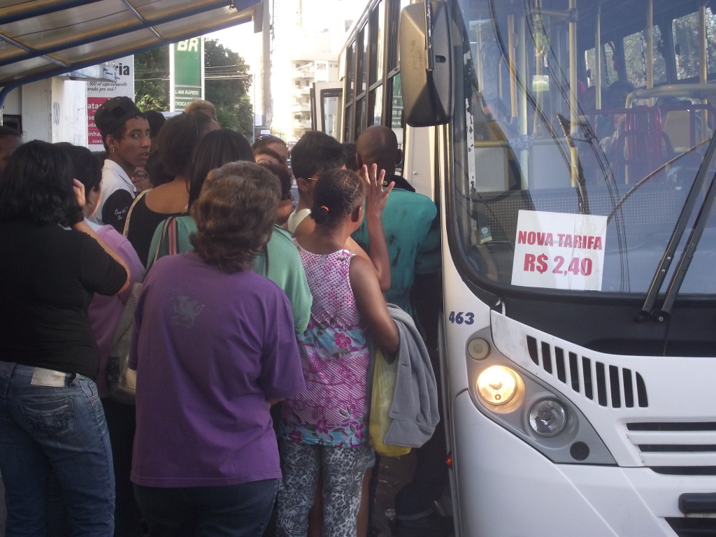 Transporte coletivo pode parar caso a empresa não receba o pagamento da prefeitura