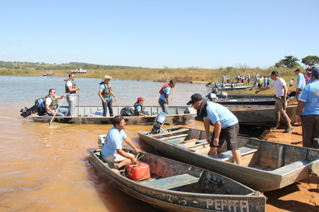 Iniciativa deve mobilizar mais de 150 pessoas no rio Paranaíba