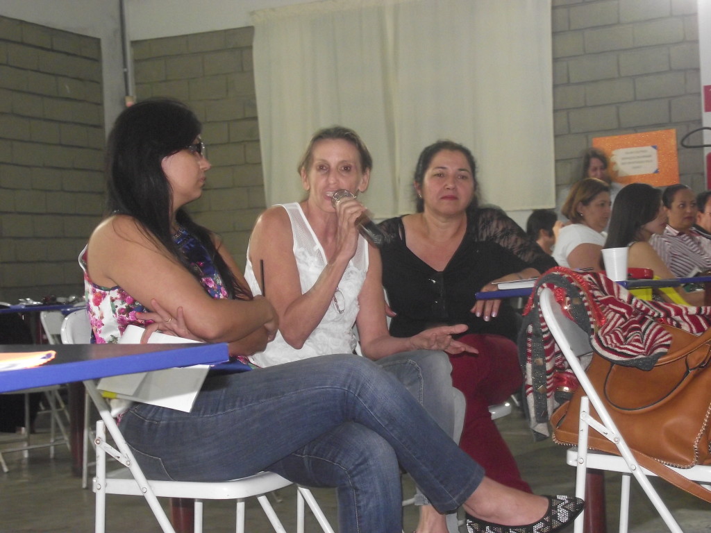 Encontros reúnem diversas pessoas em diferentes pontos do município (Gazeta)