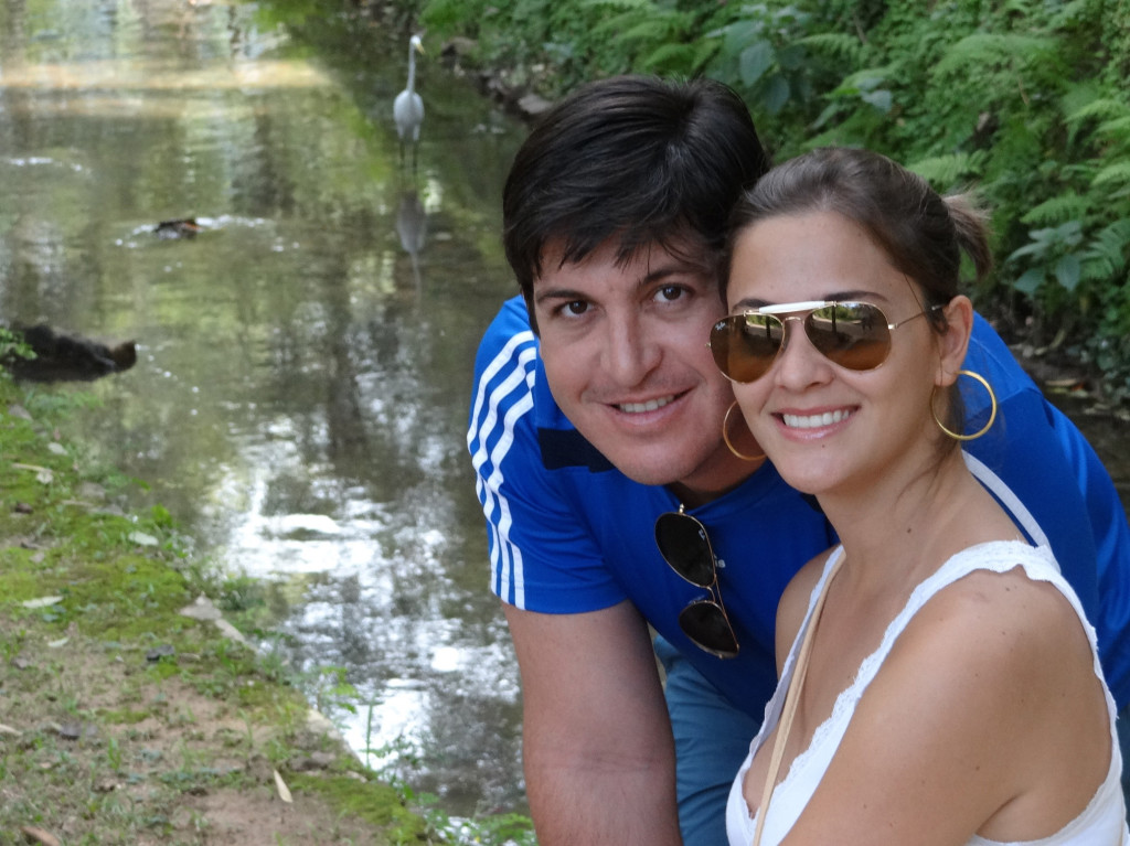 Rafael Henrique Alves de Alvarenga, aniversariante de hoje ao lado da esposa Priscilla Nery de Farias Alvarenga 