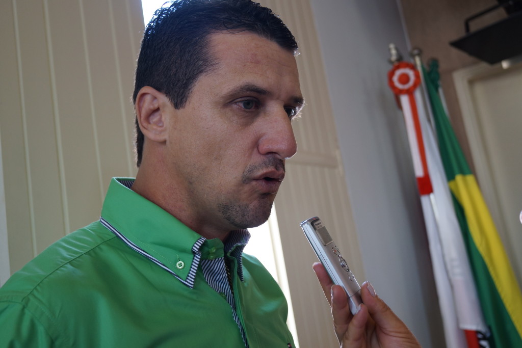 Vereador Cláudio Coelho espera que a determinação da promotoria seja cumprida em breve