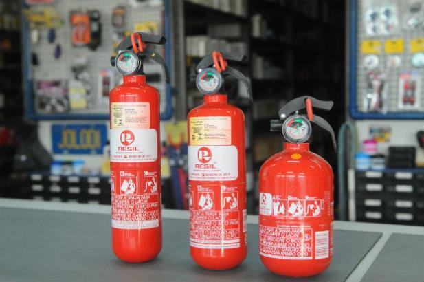 Motoristas têm mais 90 dias para se adequar quanto ao extintor veicular tipo ABC